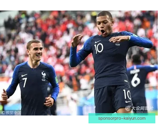 姆巴佩在法甲中的进球纪录持续提升，成为最年轻进球者引发关注