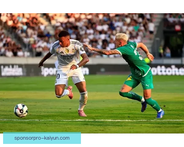 姆巴佩转会皇马后继续披7号球衣，表现备受期待